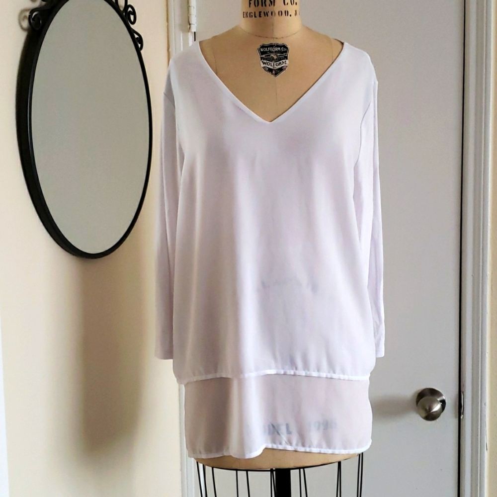 MICHAEL Michael Kors women V-neck White Blouse top size 10